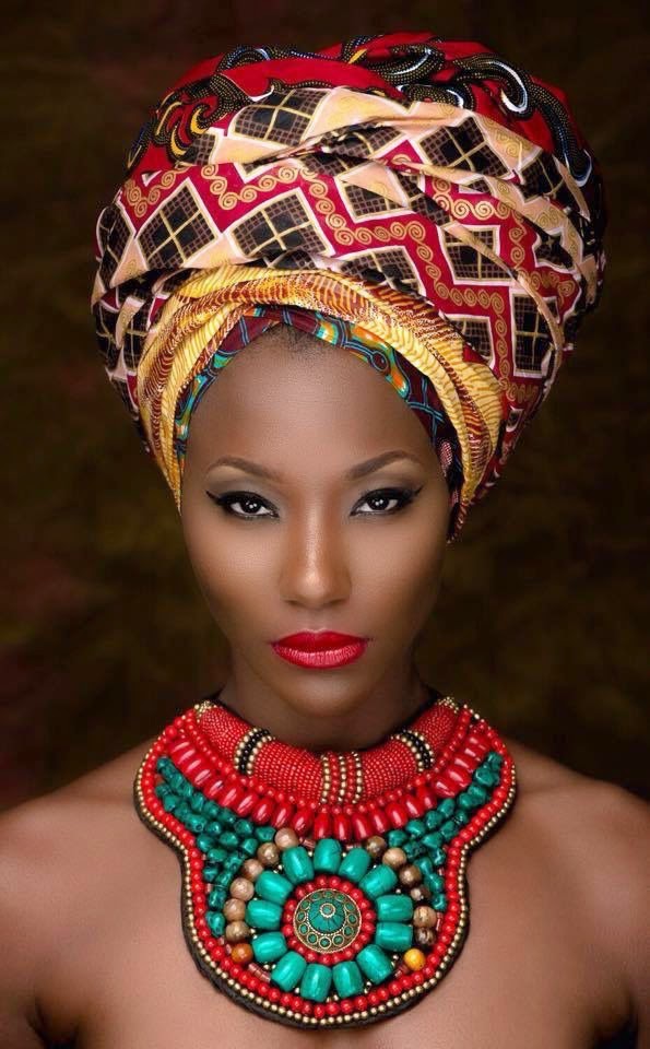 Modèle Elara - Collection Africaine