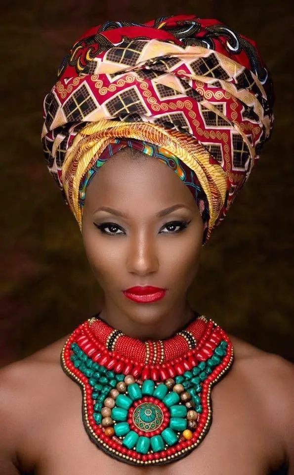 Modèle Elara - Collection Africaine